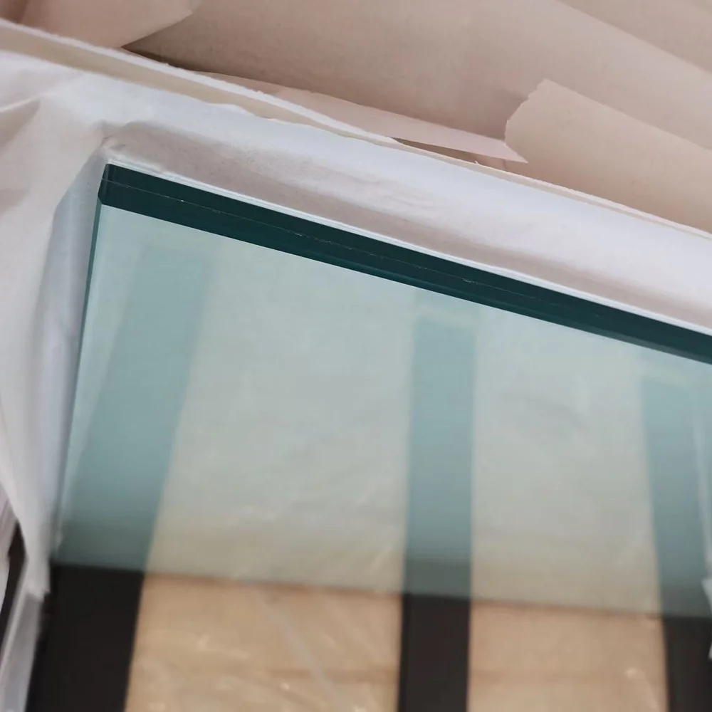 Laminated-Glass-Arislgass-2